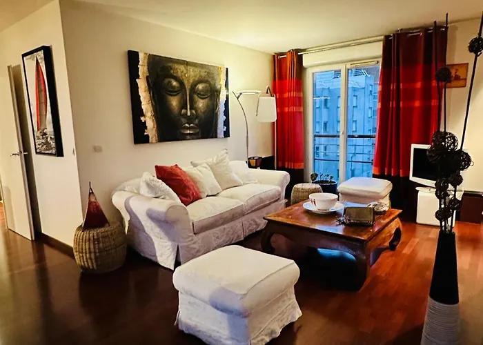 Air Conditioned 78 M2, Terrace 50m2 * Paris